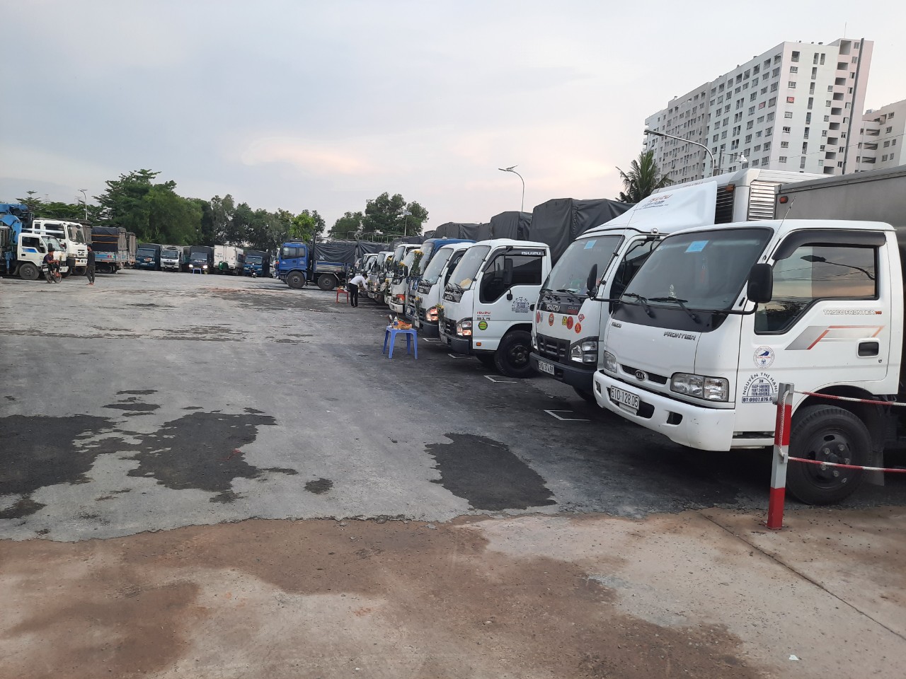 Taxi Tải Quận 1 - Xe tải chuyển nhà  và chở hàng tại  Quận 1 TPHCM  giá rẻ - Vận tải Lâm Sang