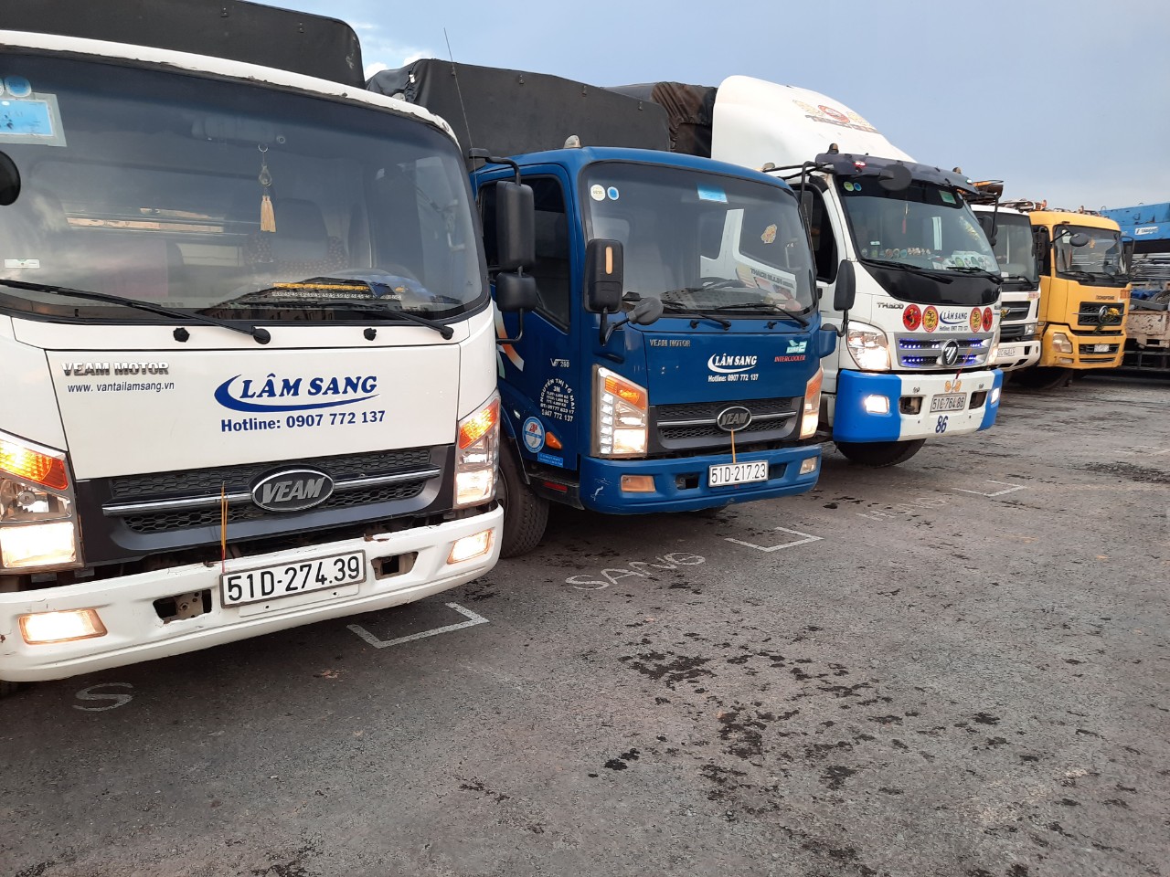 Cho thuê xe tải chở hàng KCN Vĩnh Lộc